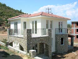 _Detached Villa shared pool